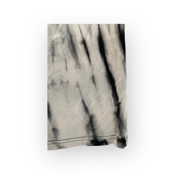 Yuka ★ Choice Cold Shoulder Top ★ Black Tie Dye ★ Medium ★ - Picture 11 of 16